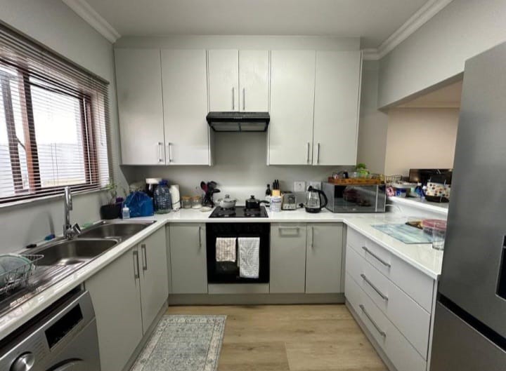 2 Bedroom Property for Sale in Uitenhage Central Eastern Cape